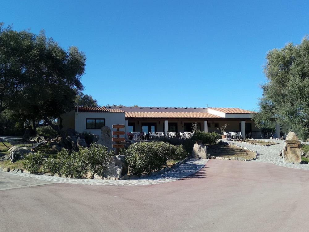 Liscia Country Relais ξενώνας Sant'Antonio di Gallura Εξωτερικό φωτογραφία
